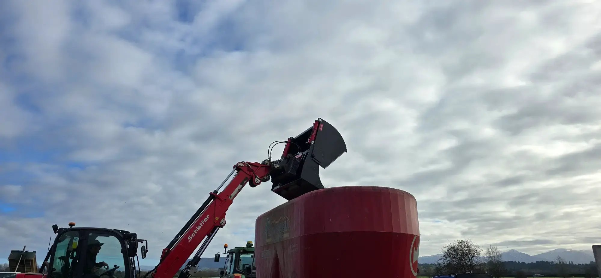 17.7.2026 Rata Bucket Shear 8 (1)