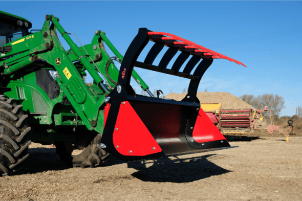 7.8.2025 Rata Tractor Bucket Grab 640 Pix