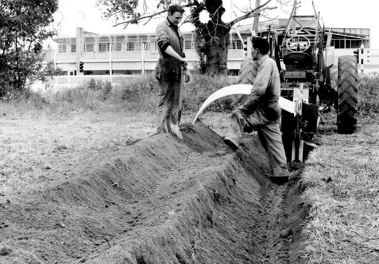 Research and development on the Vogal drain digger