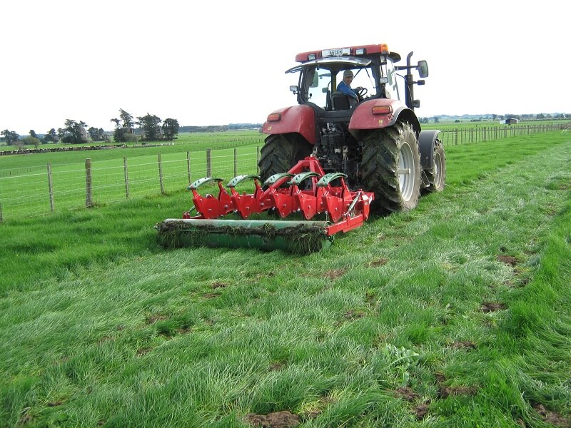 Rata Panerazer Subsoiler aerating in lush pasture