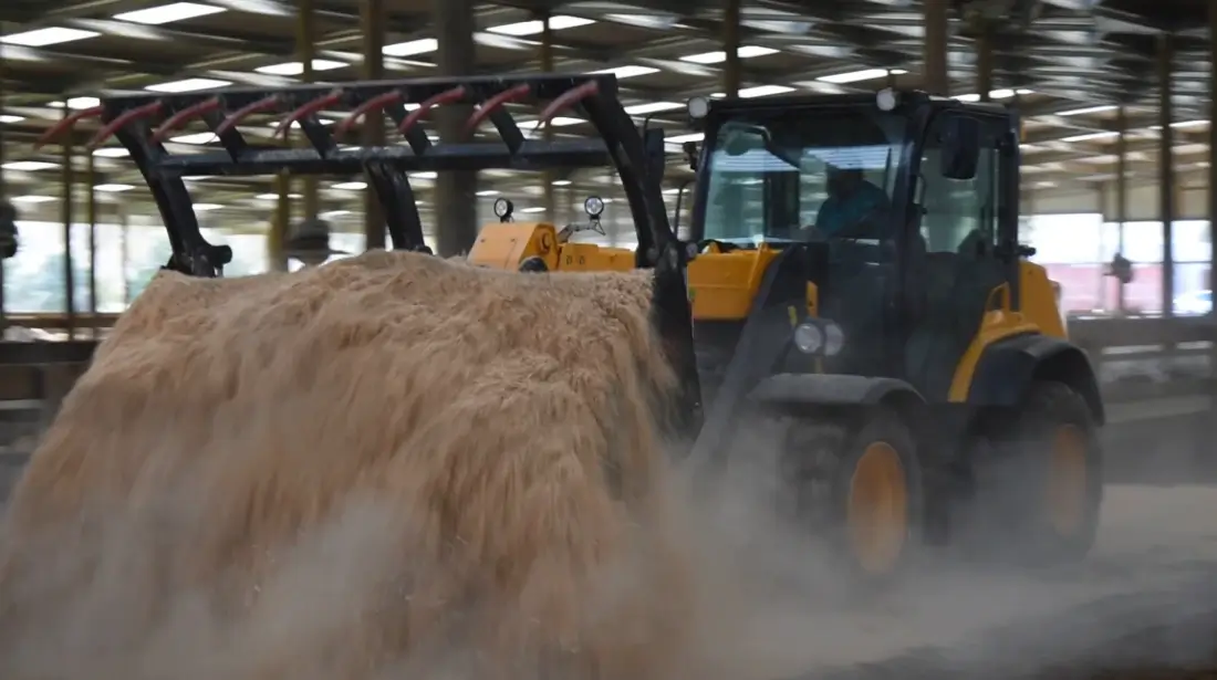 Telehandler Bucket Grab on Dieci