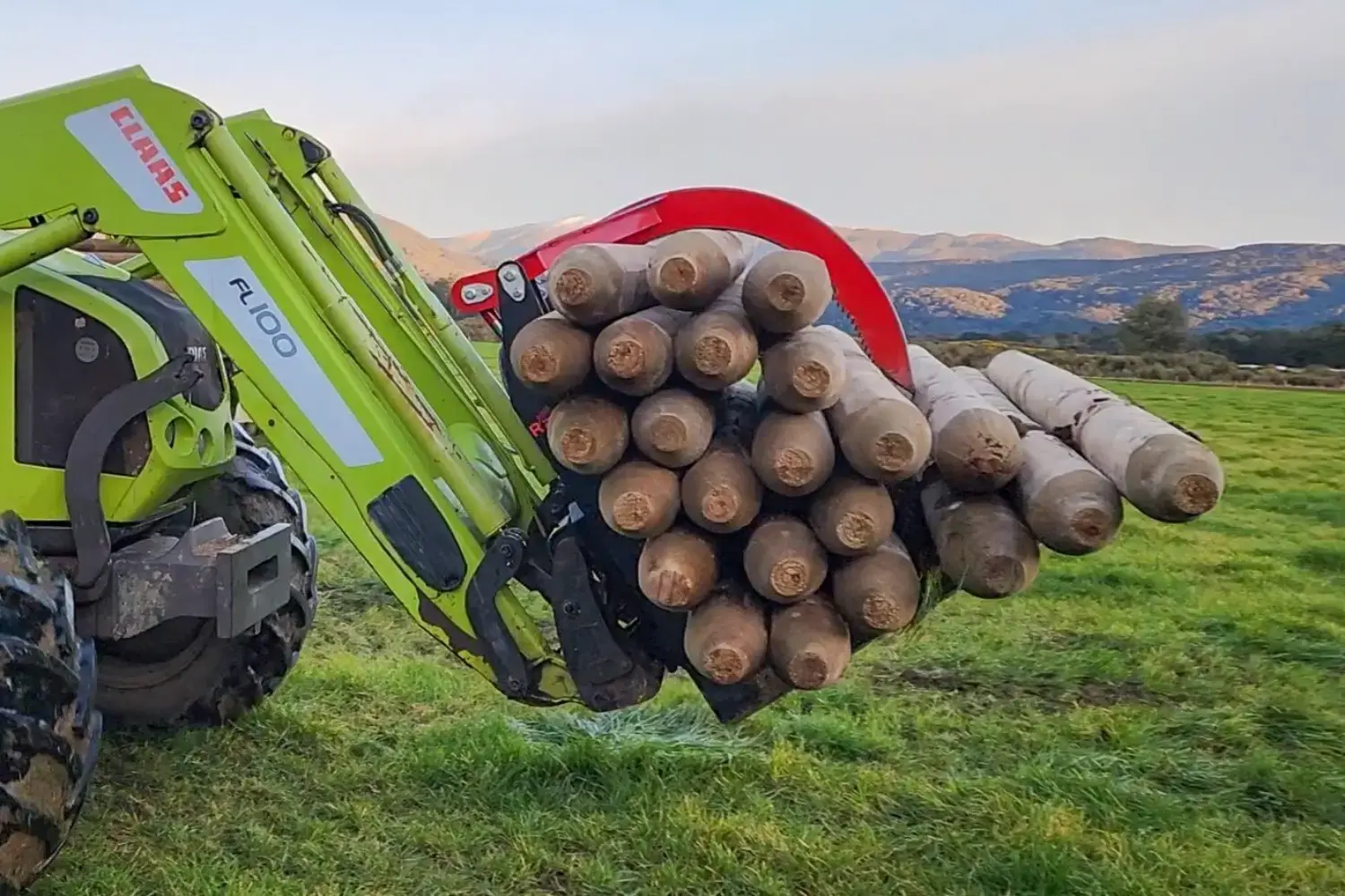 Rata Post and Log Forks 3 (1)