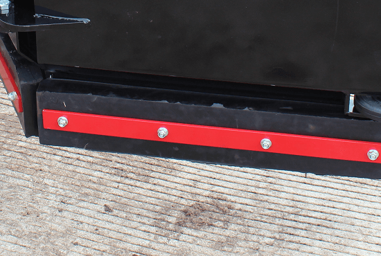 Replacable rubber wear strips on Rata Yard Scraper